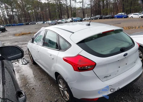 2017 Ford Focus Se z USA, uszkodzony, nr VIN 1FADP3K21HL202858